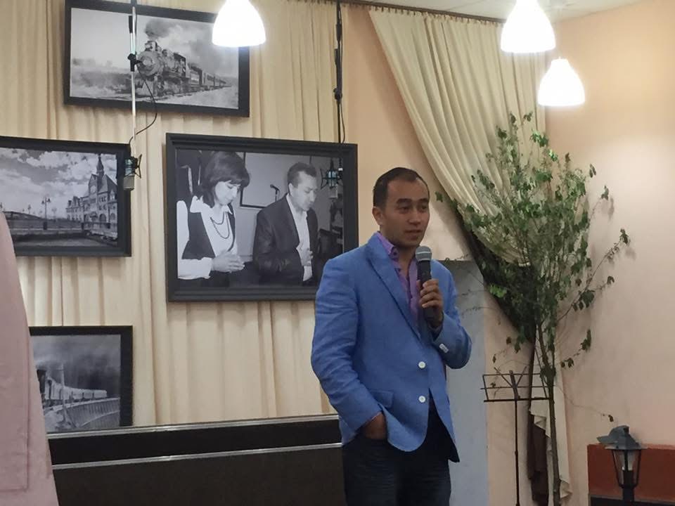 Akop speaking